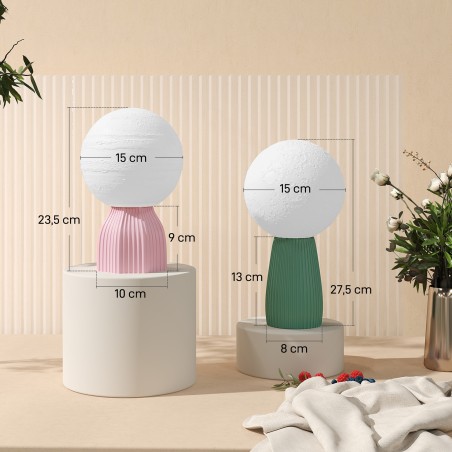 Kolmevärvilise planeedidisainiga USB-laualampide komplekt, valge