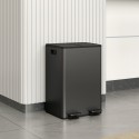 Kahekambriline prügikast, 2 × 28 l, pedaaliga, roostevaba teras, must