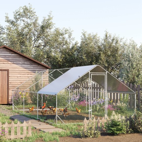 Kanaaedik koos varikatuse ja väliaedikuga 4–6 kanale, 3 × 2 × 2 m