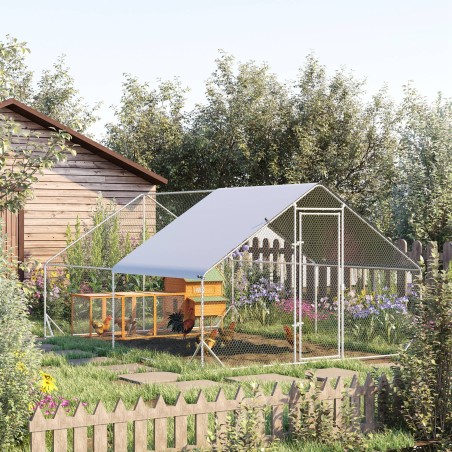 Kanaaedik koos varikatuse ja väliaedikuga 4–6 kanale, 3 × 2 × 2 m