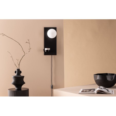 Troyes seinalamp – must/valge klaas