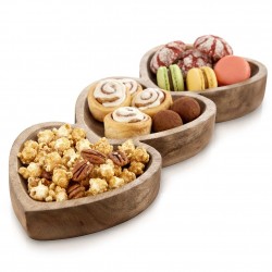 Puidust suupistetaldrik, jagatud südamega,...