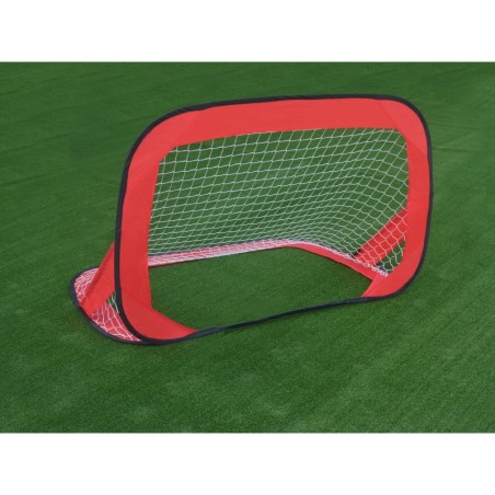 Jalgpalliväravad, seatud kahele 110 cm jalgpalliväravale