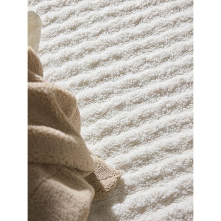 Pestav vaip Ted White Ø 120 cm ümmargune | FreshDesign.ee