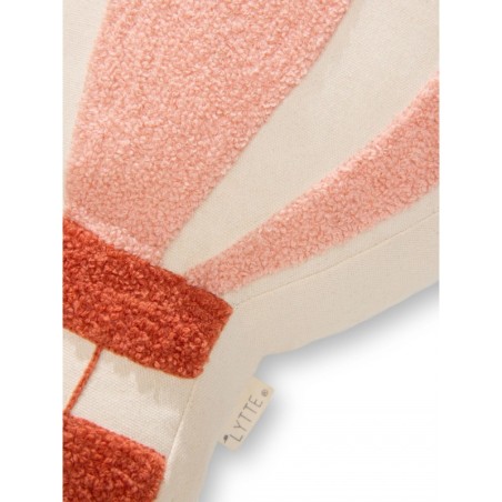 Camille Rose 30_40_cm