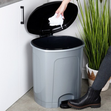 Pedaaliga prügikast plastik hall 50 l | FreshDesign.ee