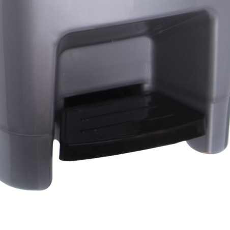 Plastikust pedaaliga prügikast, kitsas, 15 l | FreshDesign.ee