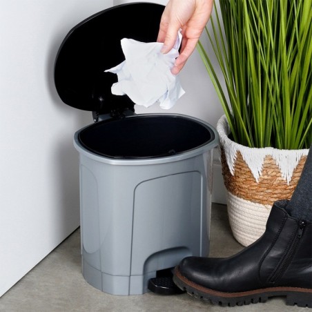 Pedaali prügikast plastik hall 5,5 l | FreshDesign.ee