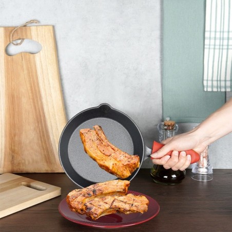 Malmist praepann silikoonkattega CAST LINE 20 cm | FreshDesign.ee