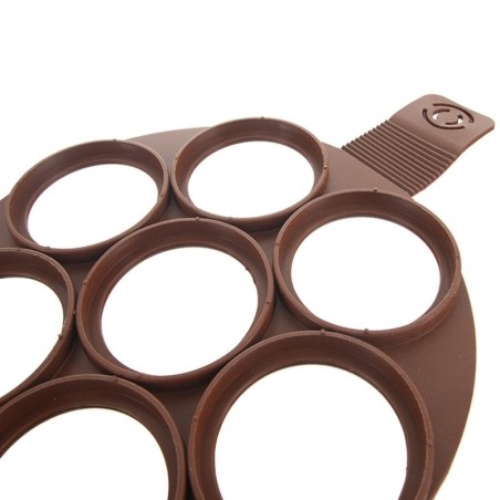 Silikoonist munavorm pruun 24 cm | FreshDesign.ee