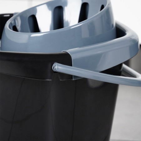 Mopiämber väänajaga, plastik, must, 10 l | FreshDesign.ee