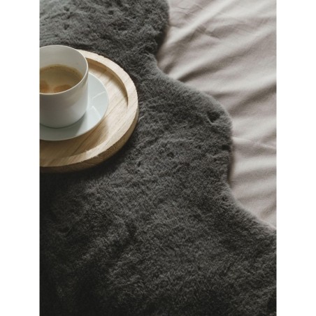 Faux karva Dave süsi 60x90 cm | FreshDesign.ee