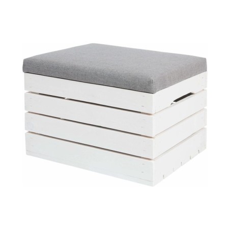 Puidust hoiukast tumba