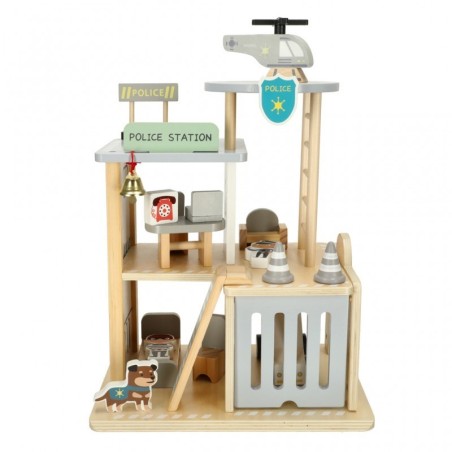 Puidust politseijaoskond | FreshDesign.ee