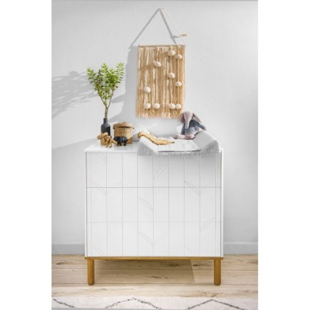 Kolme sahtliga kummut Toteme Botanic | FreshDesign.ee