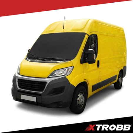 Suur universaalne esiklaasikate autole, bussile ja maasturile – külmumisvastane ja aastaringne