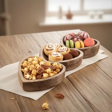 Puidust suupistetaldrik, jagatud südamega, MANGO, 40x16 cm