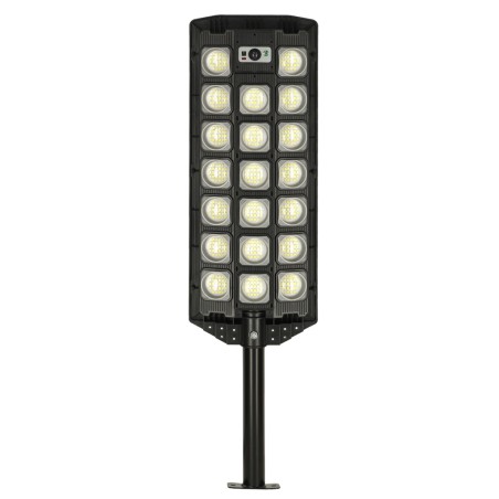 LED päikesepaneeliga välitingimustes kasutatav halogeenlatern