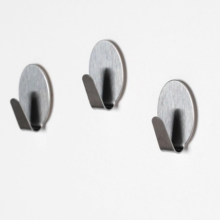 Isekleepuv terasest nagi konks 1,8x2,5 cm