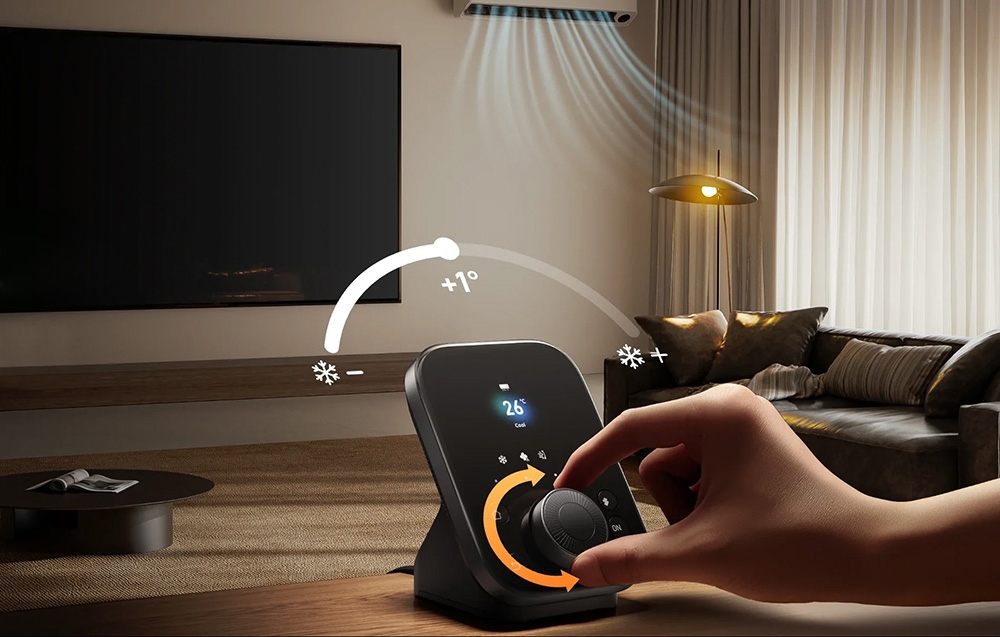 SwitchBot remote control regulating the temperature in the living room with visualization of air conditioning control