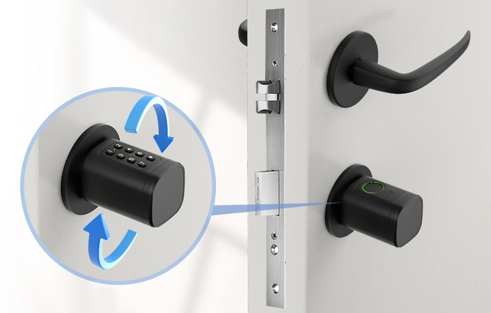 2 ways to unlock the door (pin and fingerprint)