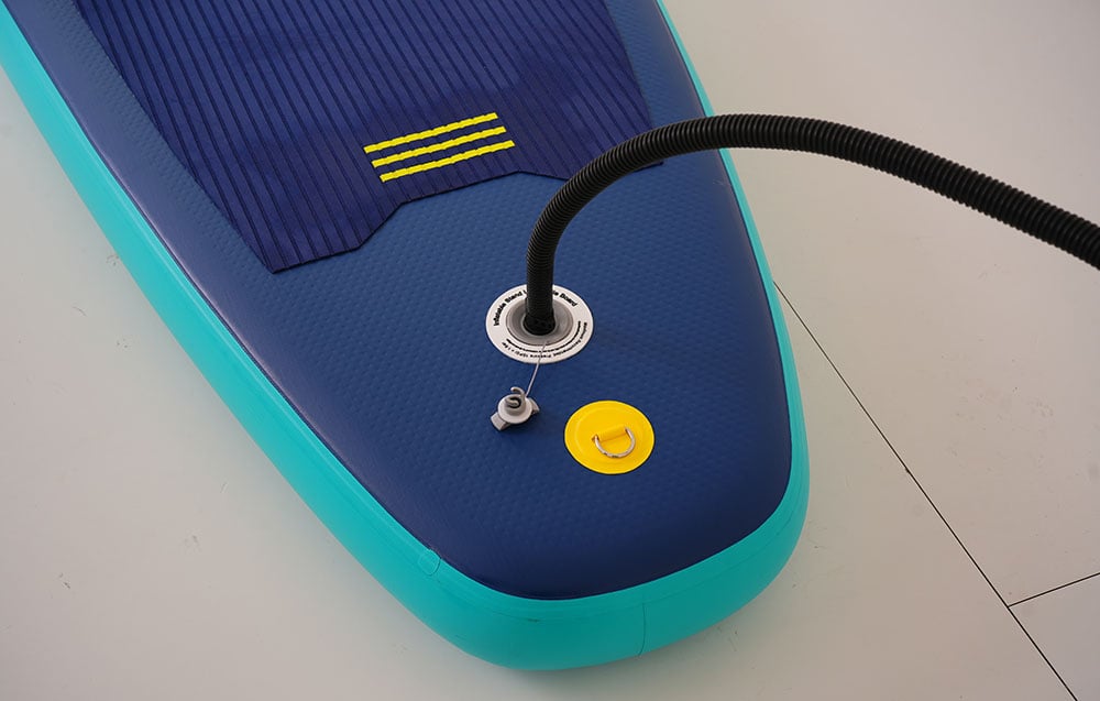 Close-up of the valve of the inflatable swimming board