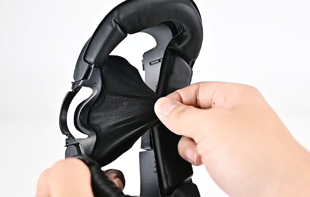 Hand showing the flexibility of the BoboVR face pad material