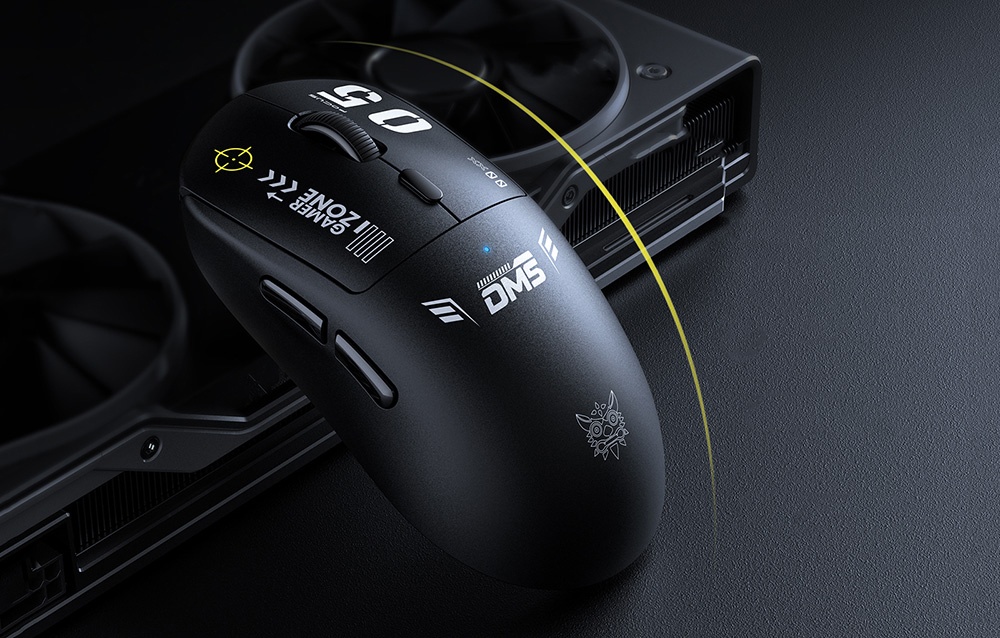 Onikuma black gaming mouse on a dark background