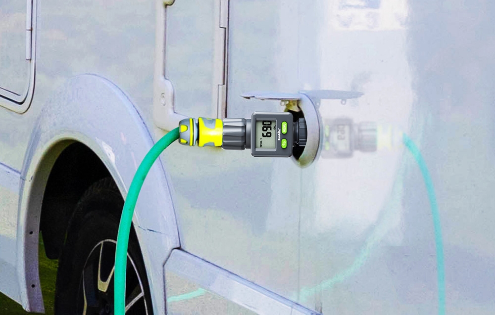 RainPoint meter connected to the hose in the camper, showing the amount of water used.