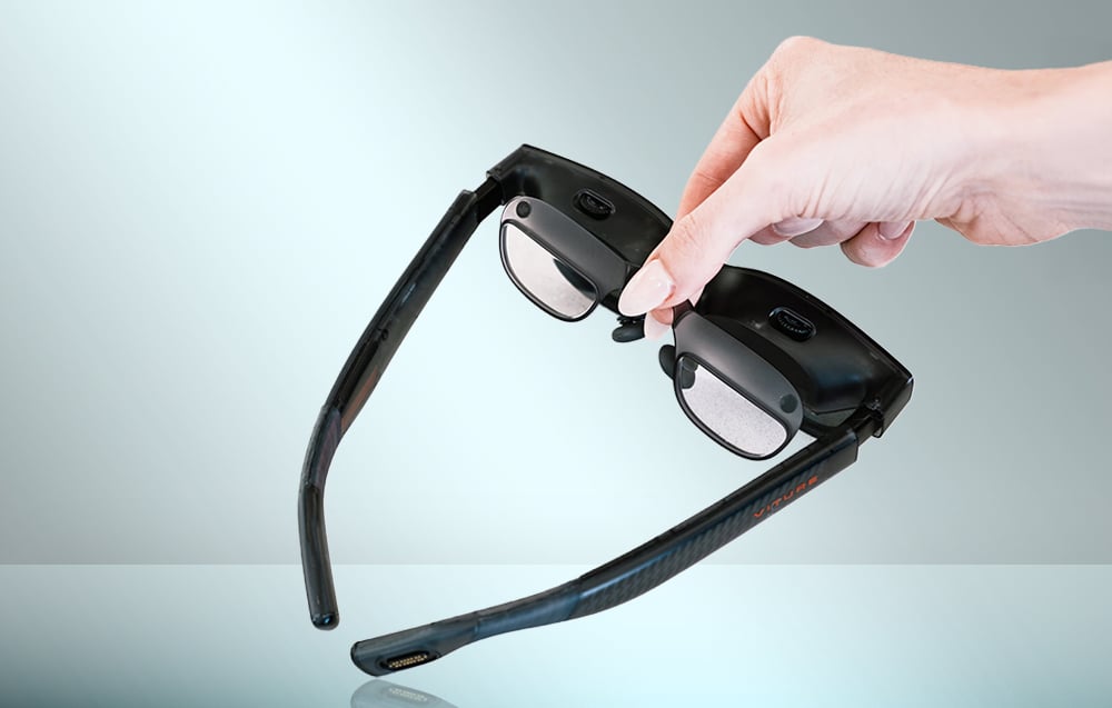 Attaching a prescription lens frame to VITURE Luma XR glasses